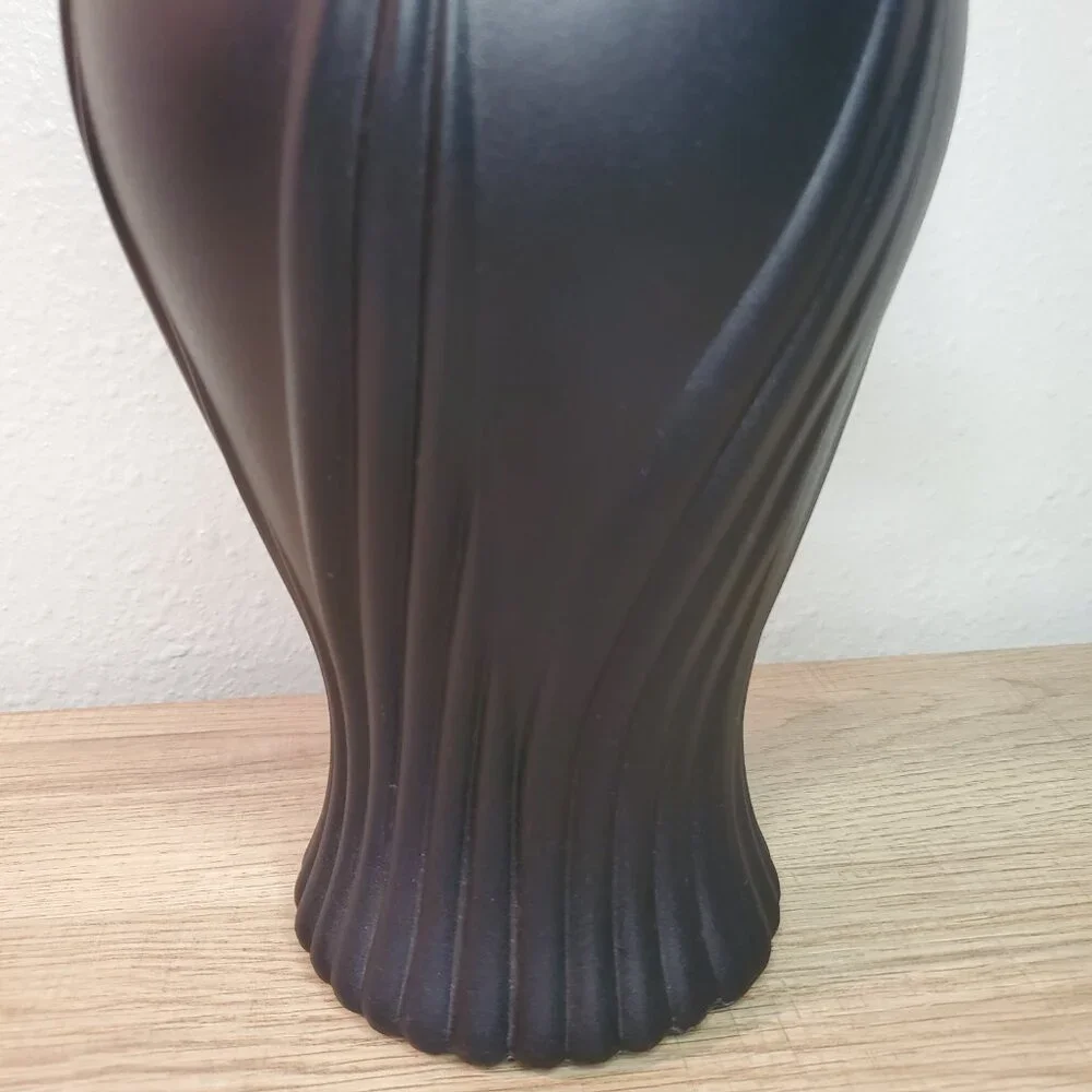 Black Glass Decorative Vase Flower 10